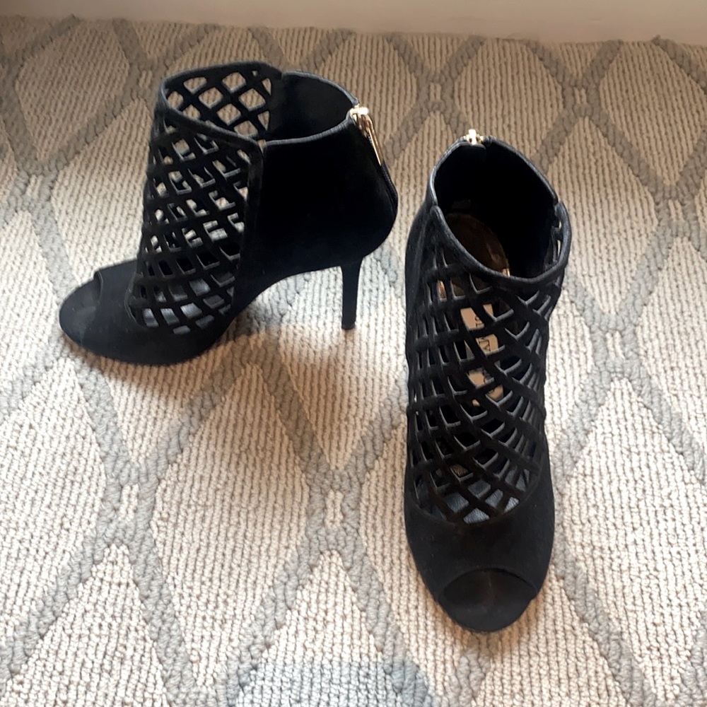 ✨Jimmy Choo Peep Toe Booties✨